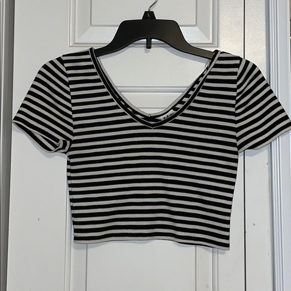 Striped Knit Crop Top - Picture 1 of 3